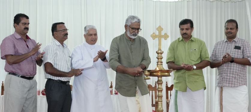 ബാല്യത്തിൽ മൊട്ടിട്ട ആഗ്രഹമാണ് തന്നെ ചലച്ചിത്രകാരൻ ആക്കിയത്: സംവിധായകൻ ബ്ലെസ്സി